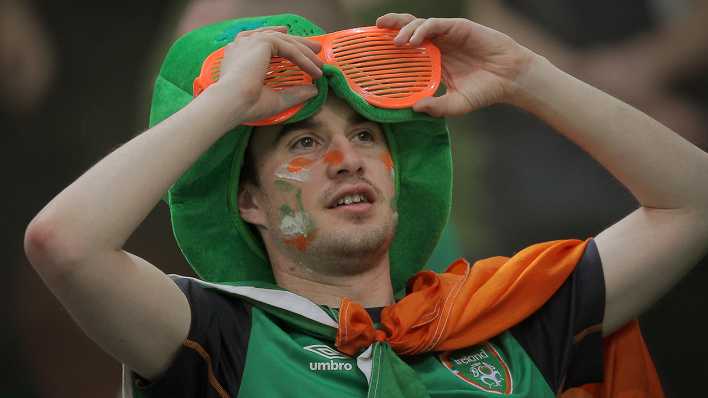 Irischer Fußballfan (Bild: dpa)